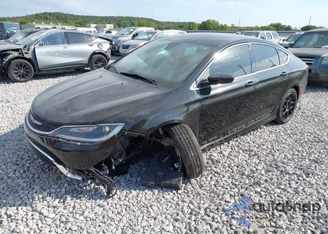 2015 Chrysler 200 Limited z USA, uszkodzony, nr VIN 1C3CCCAB2FN573097
